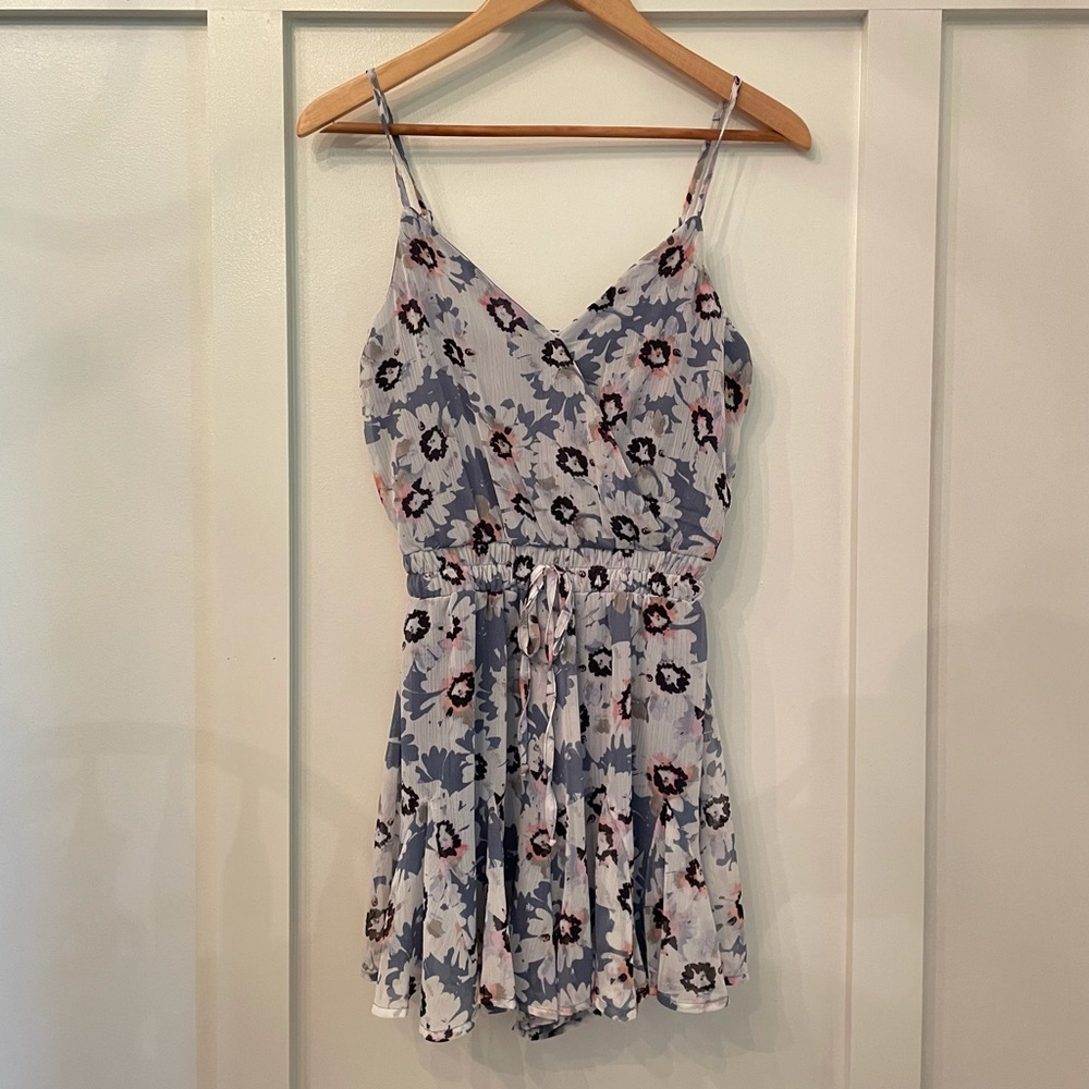 NWT Francesca’s Romper